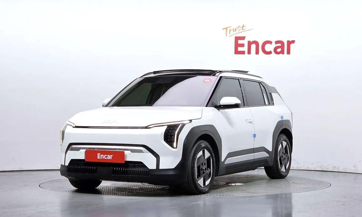 Kia EV3 — фото 1