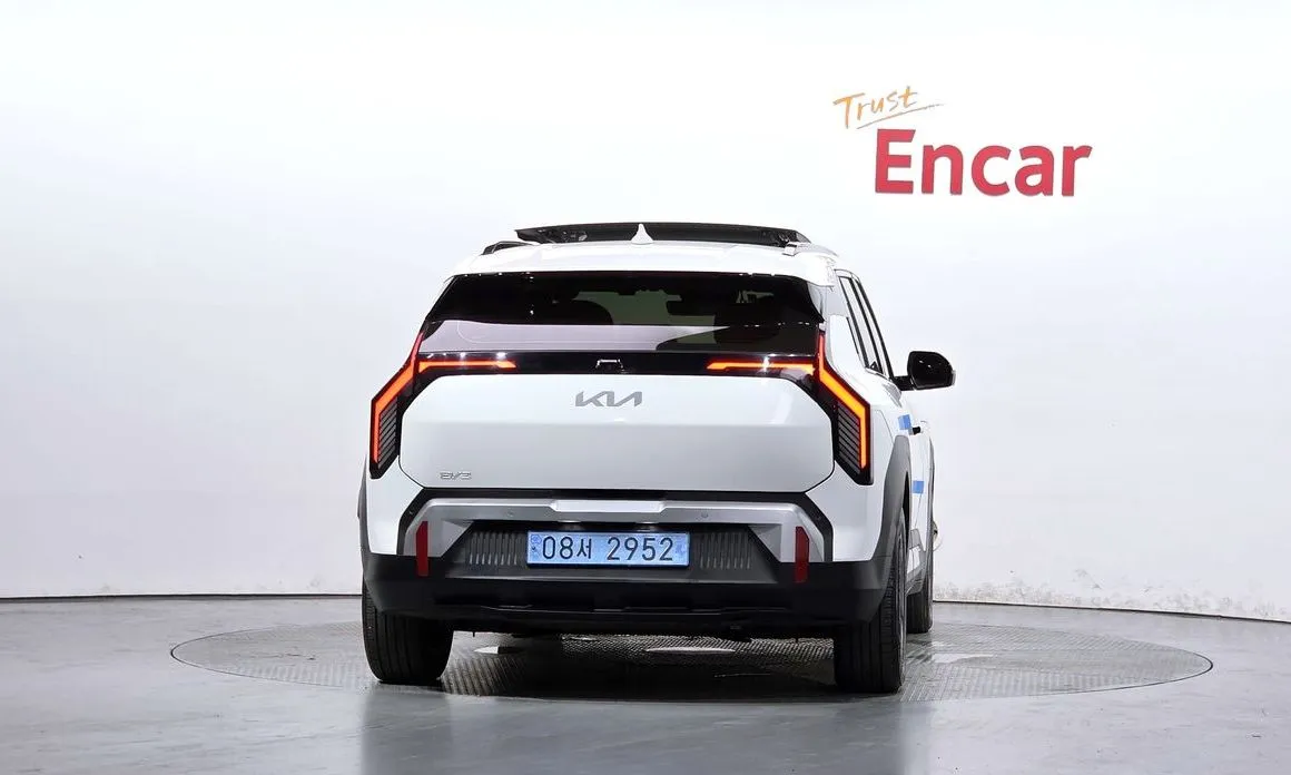 Kia EV3 — фото 3
