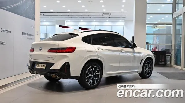 BMW X4 — фото 8