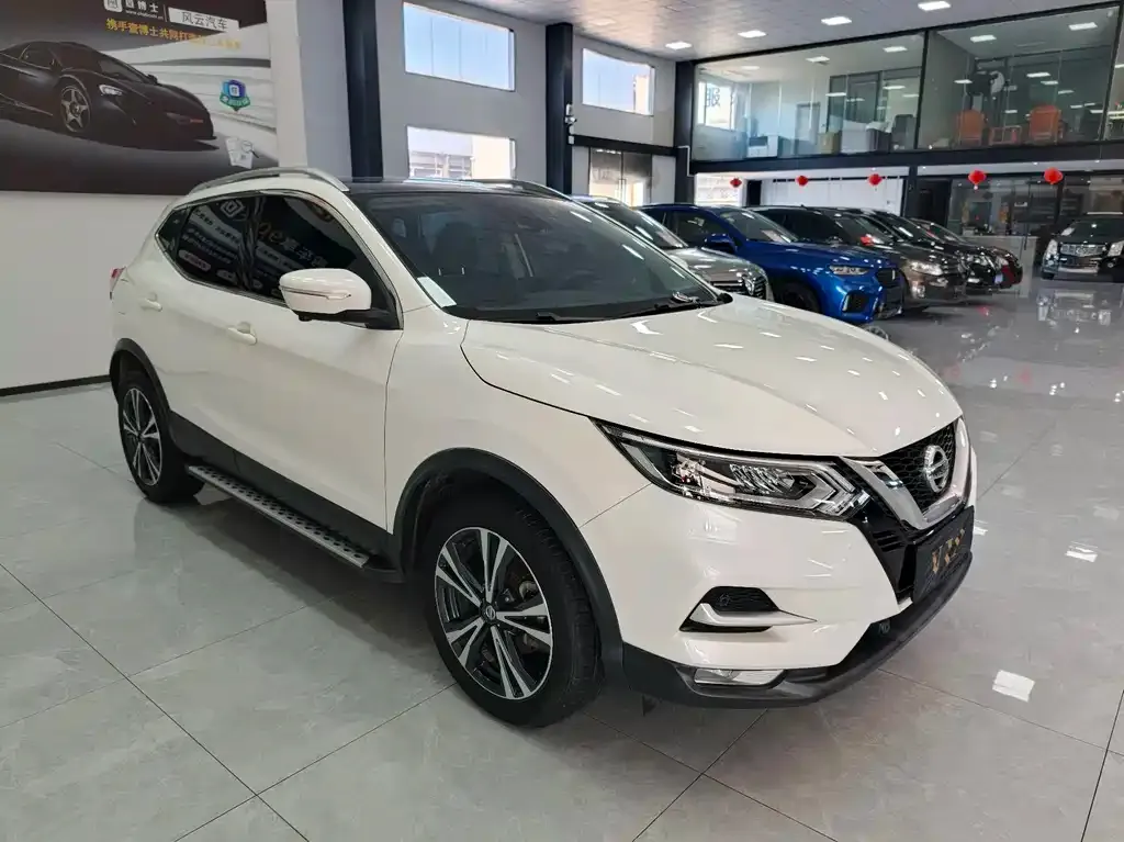 Nissan Qashqai — фото 3