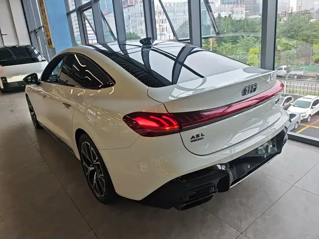 Audi A5L Sportback — фото 10