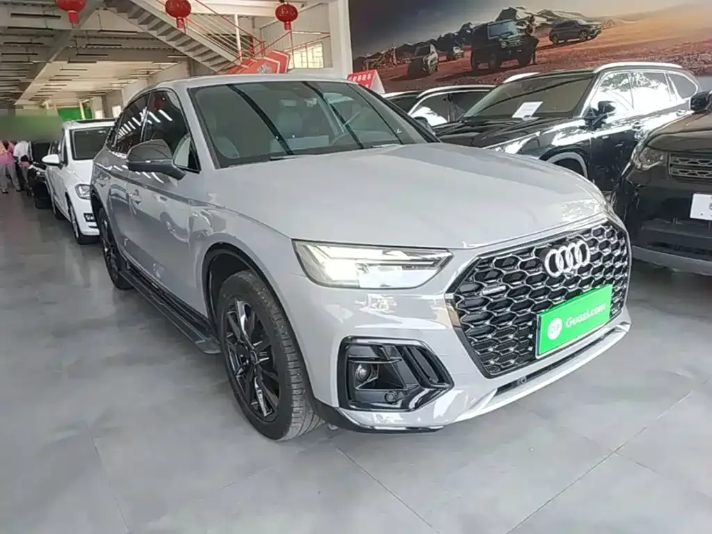 Audi Q5L Sportback — фото 8