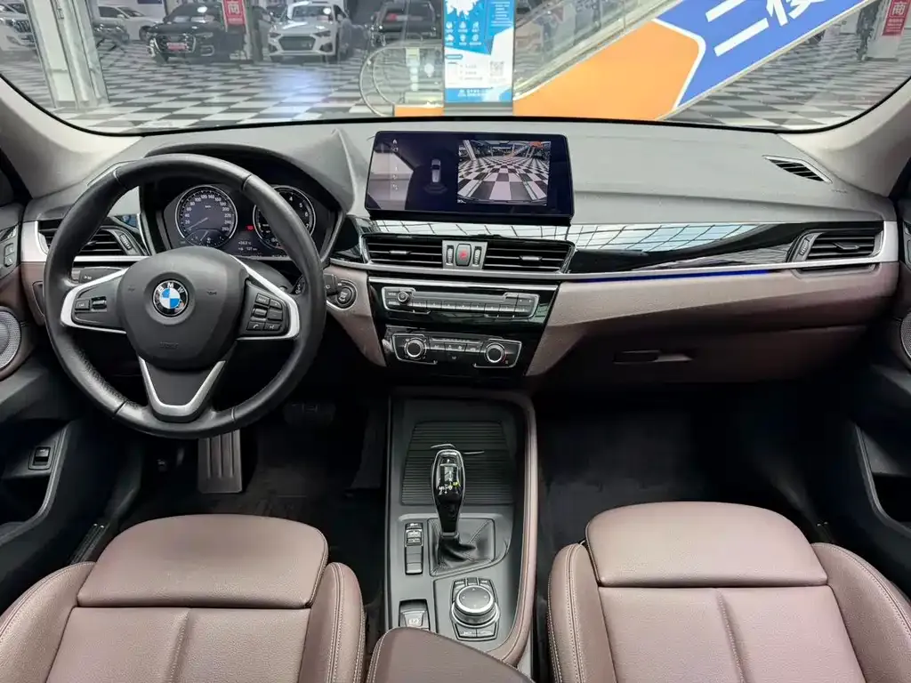 BMW X1 — фото 10