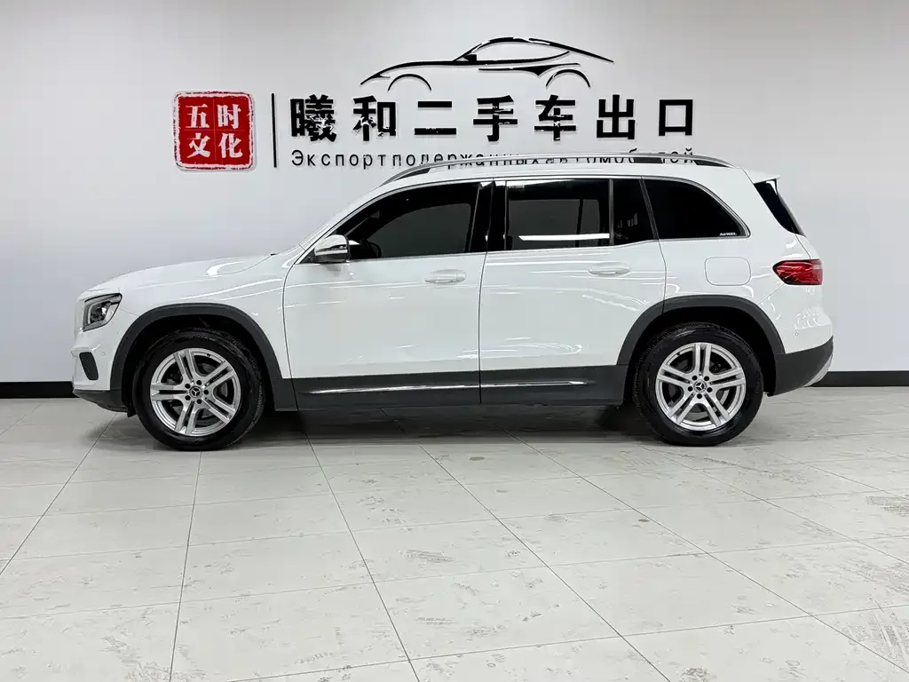 Mercedes-Benz GLB — фото 10