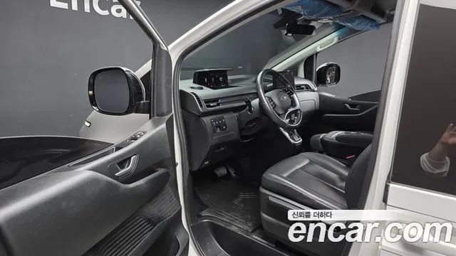 Hyundai Staria — фото 10