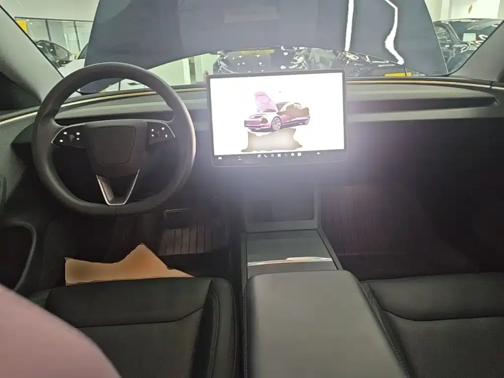 Tesla Model 3 — фото 2