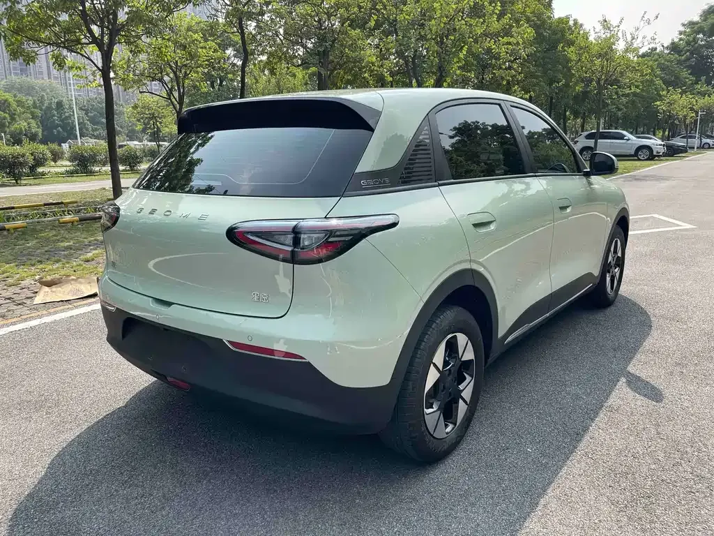 Geely Starburst — фото 9
