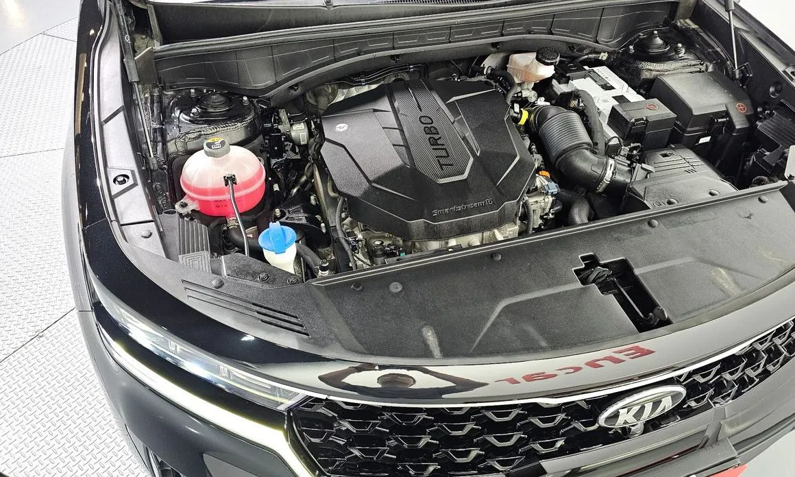 Kia Sorento — фото 10