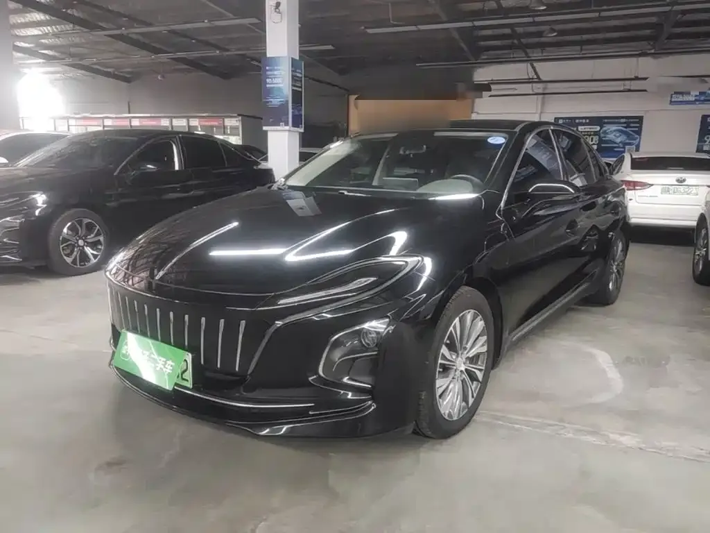 Hongqi E-QM5 — фото 10