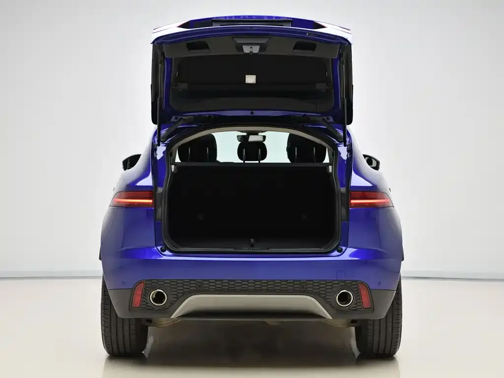 Jaguar E-PACE — фото 4