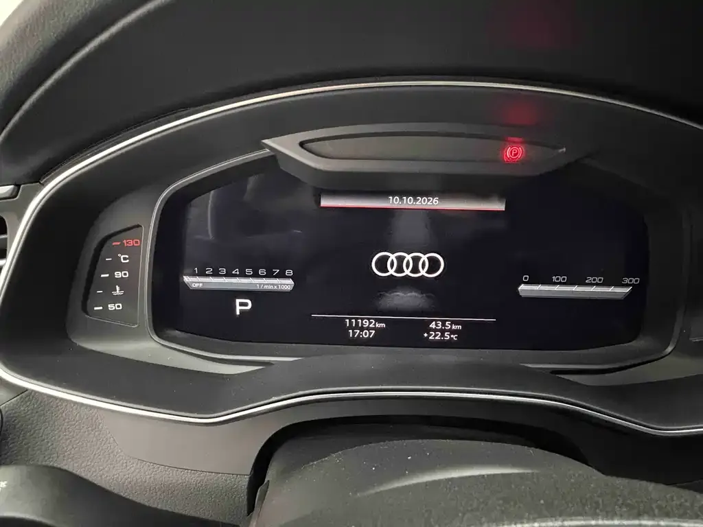 Audi A6L — фото 9