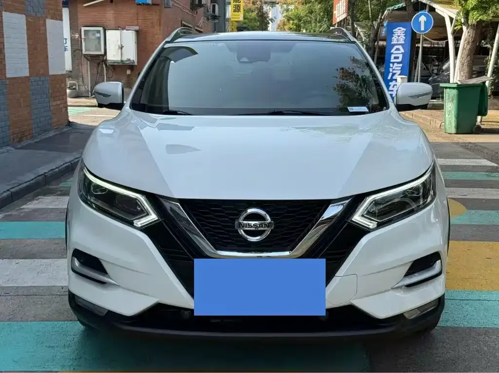 Nissan Qashqai — фото 9