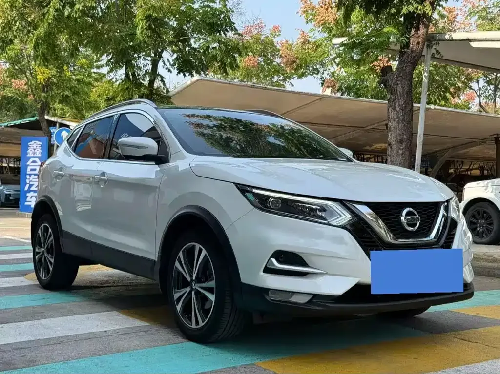 Nissan Qashqai — фото 5