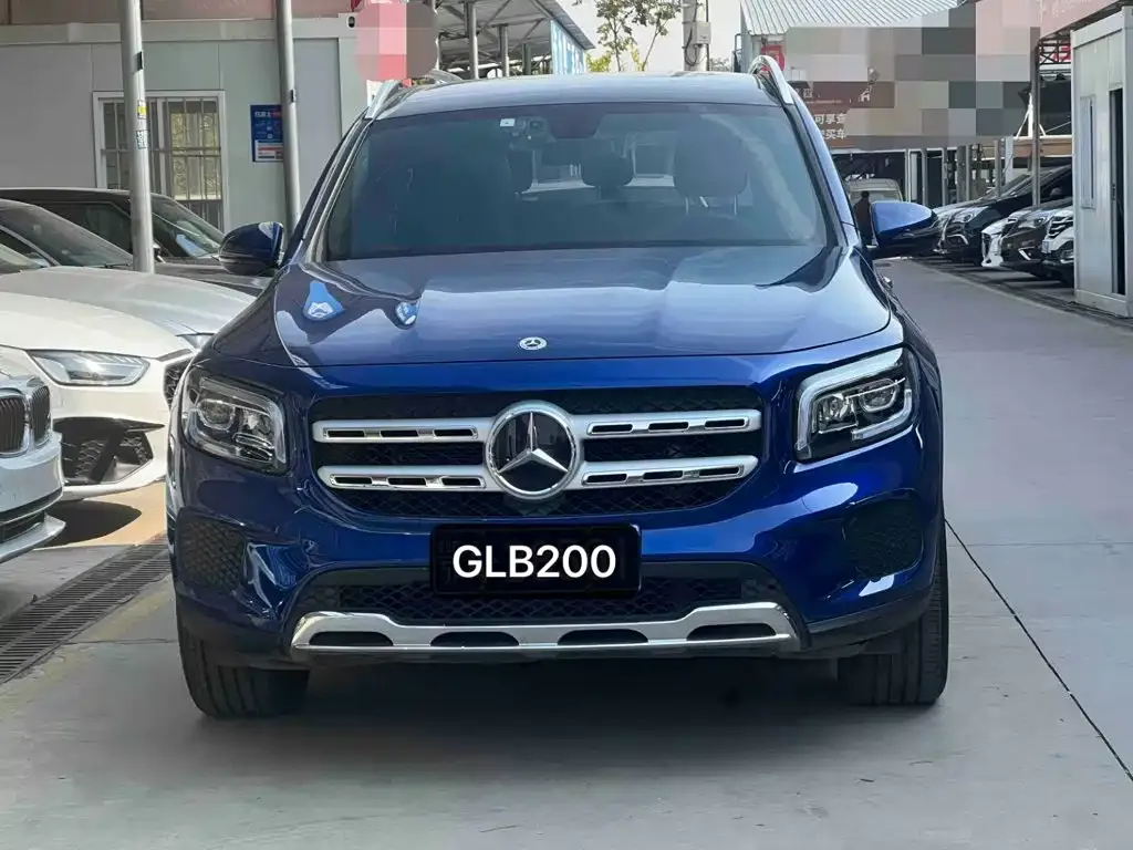 Mercedes-Benz GLB — фото 6