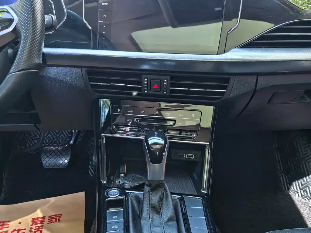 Volkswagen Passat — фото 7