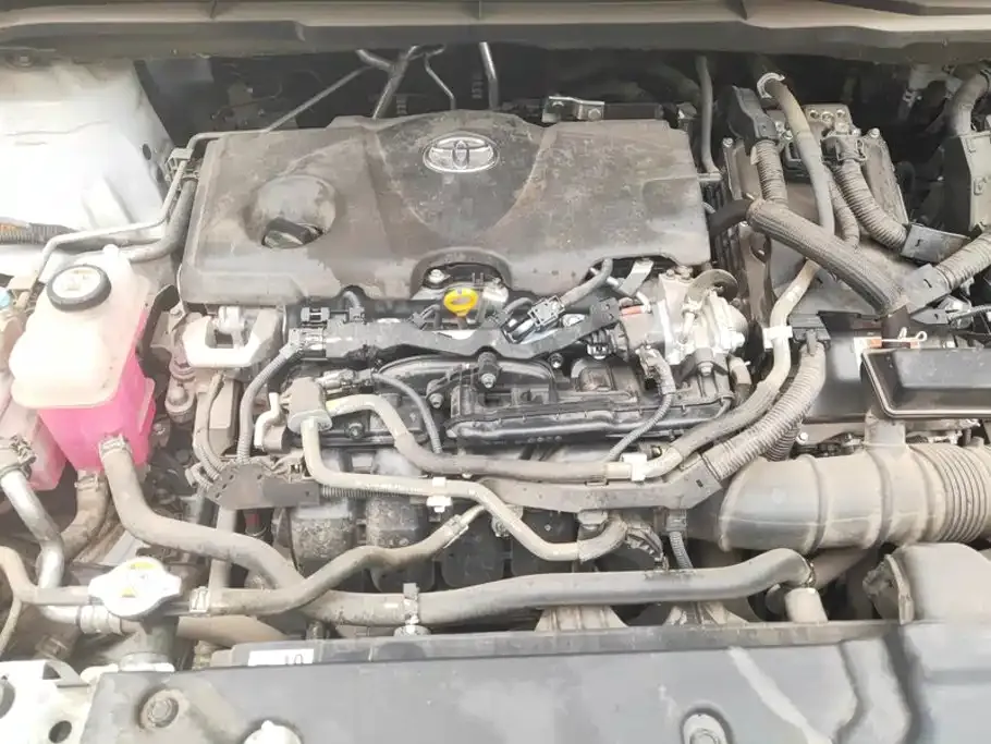 Toyota Granvia — фото 10