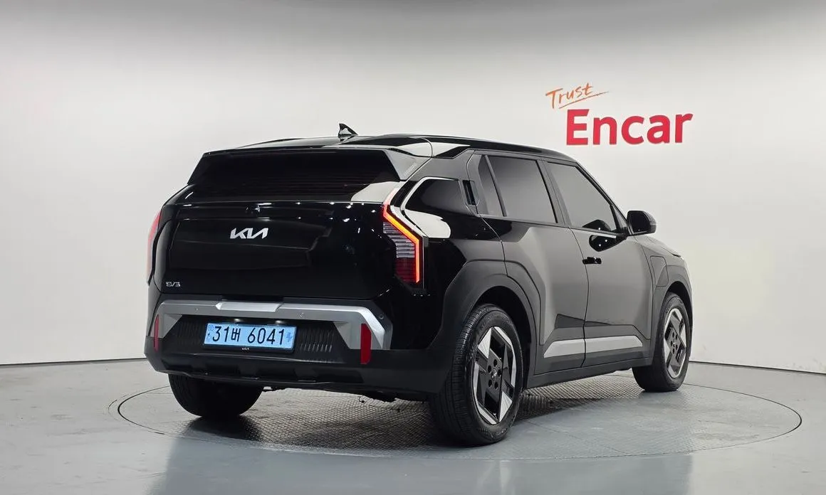 Kia EV3 — фото 4