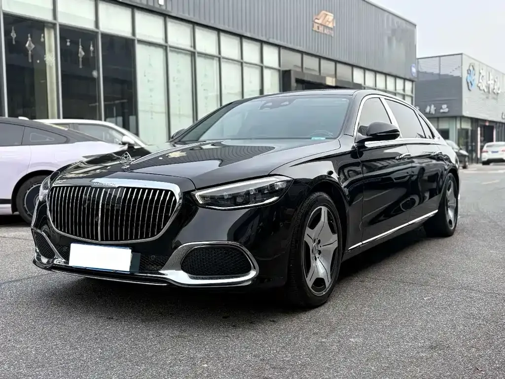 Mercedes-Benz S-Class — фото 1