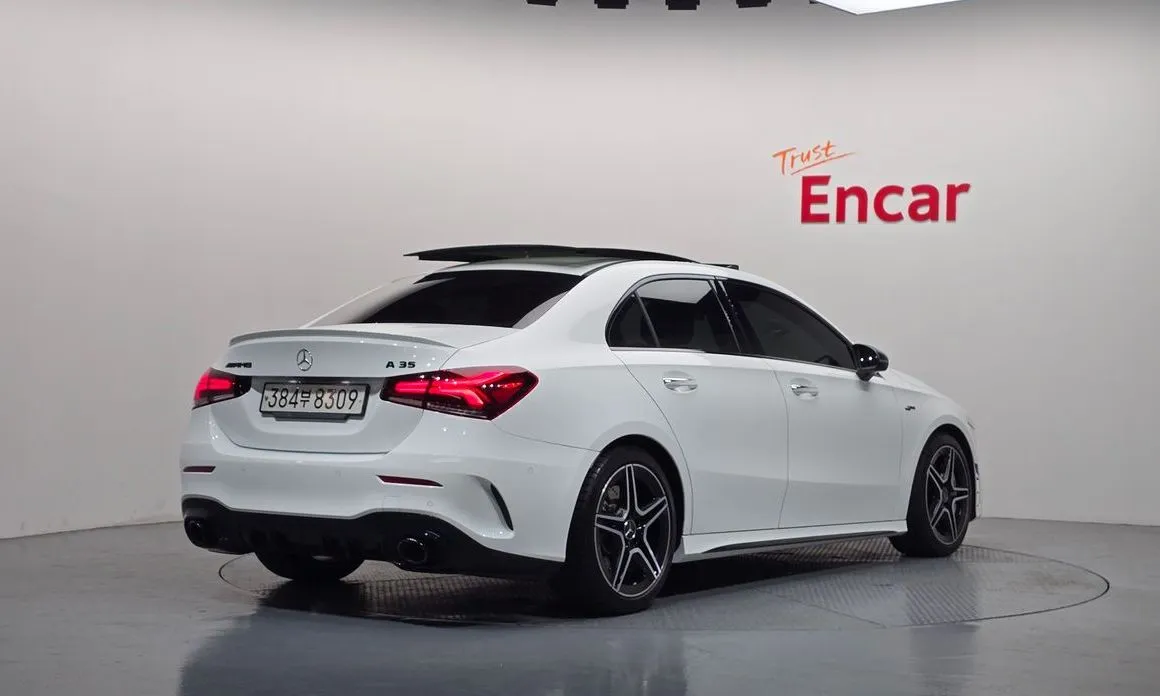 Mercedes-Benz A-Class — фото 6