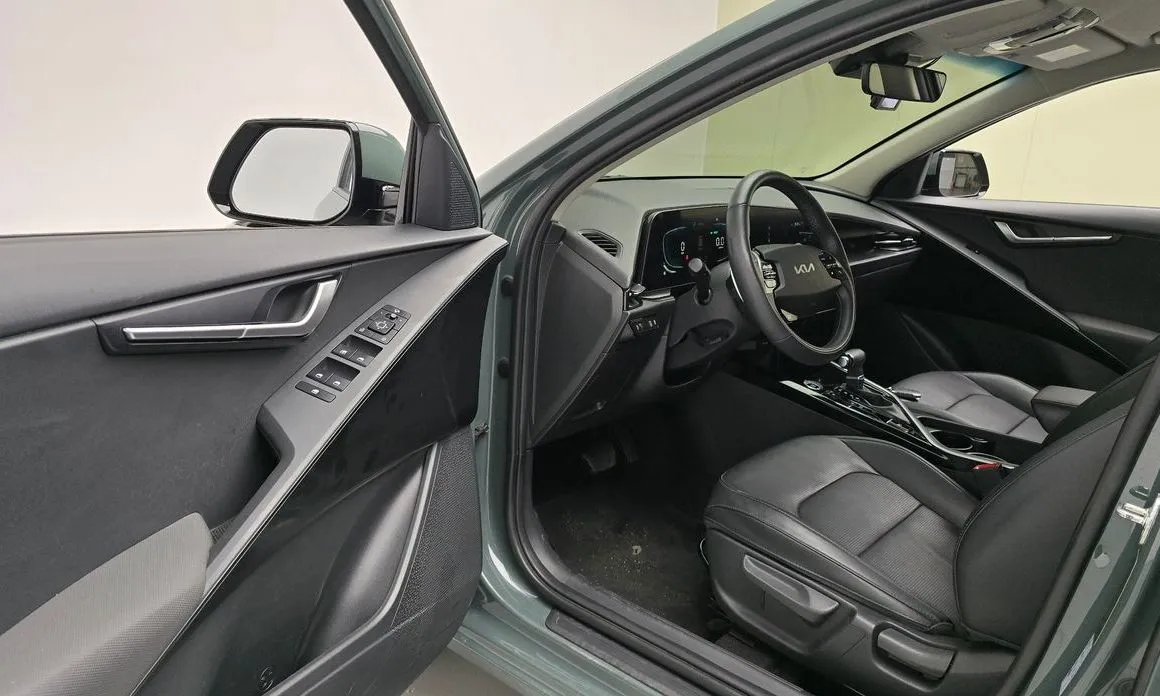 Kia Niro — фото 10