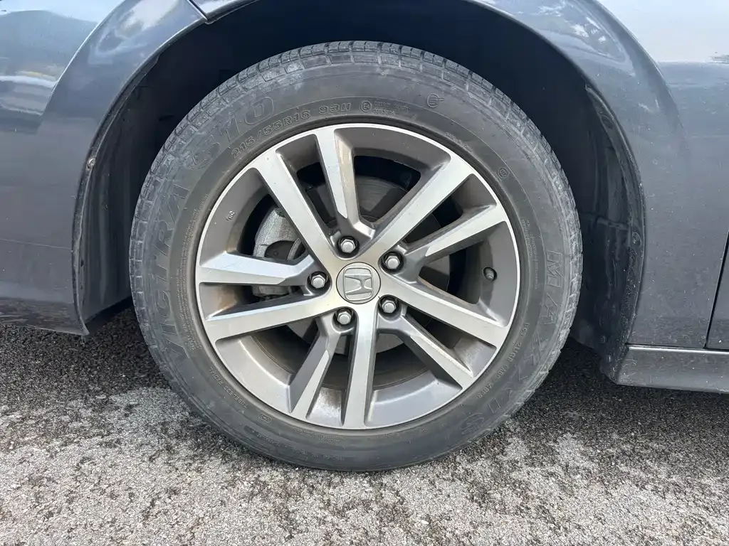 Honda Civic — фото 8
