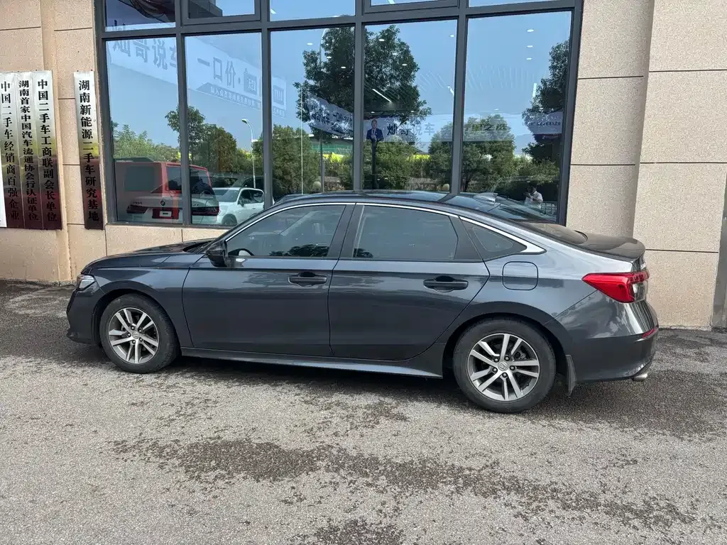 Honda Civic — фото 7