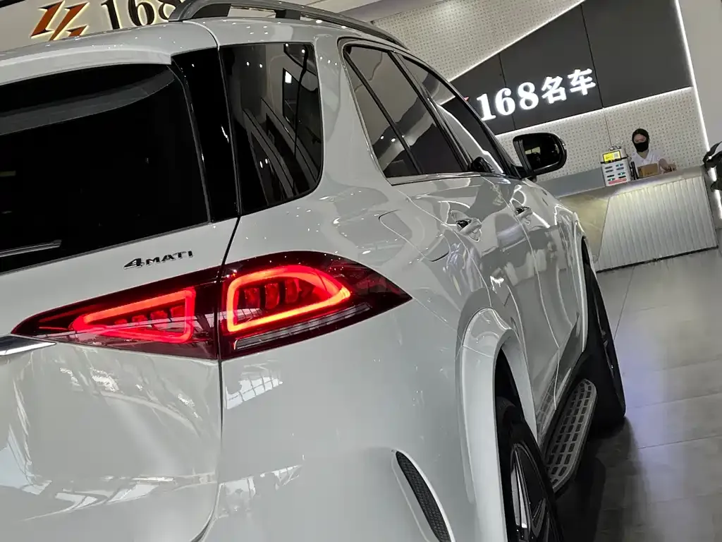 Mercedes-Benz GLE (Import) — фото 6