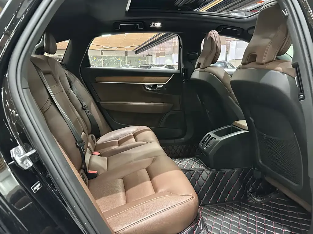 Volvo S90 — фото 2