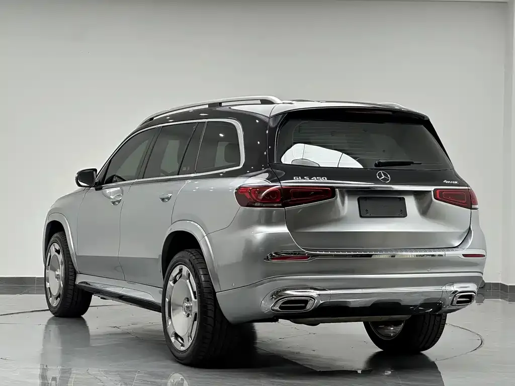 Mercedes-Benz GLS — фото 9