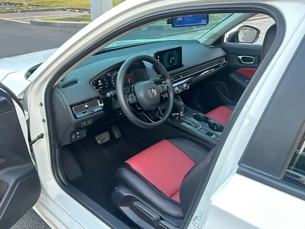 Honda Civic — фото 4