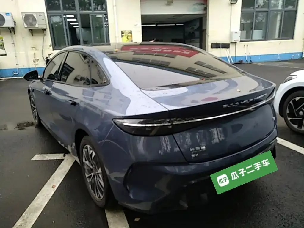 BYD Seal — фото 3