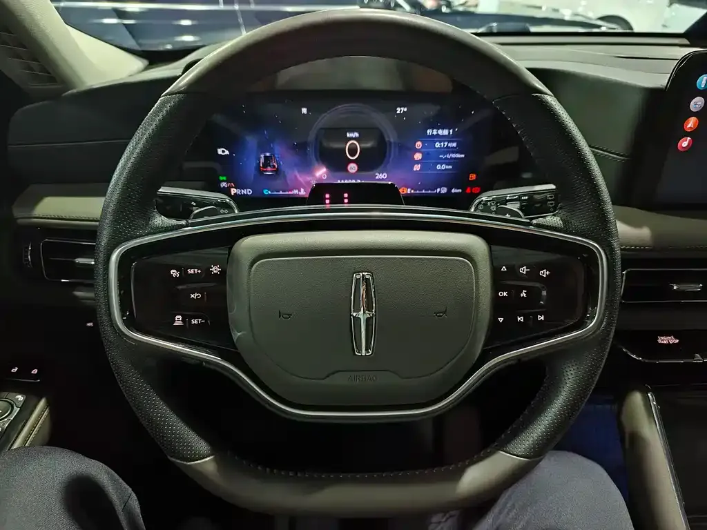 Lincoln Aviator — фото 10