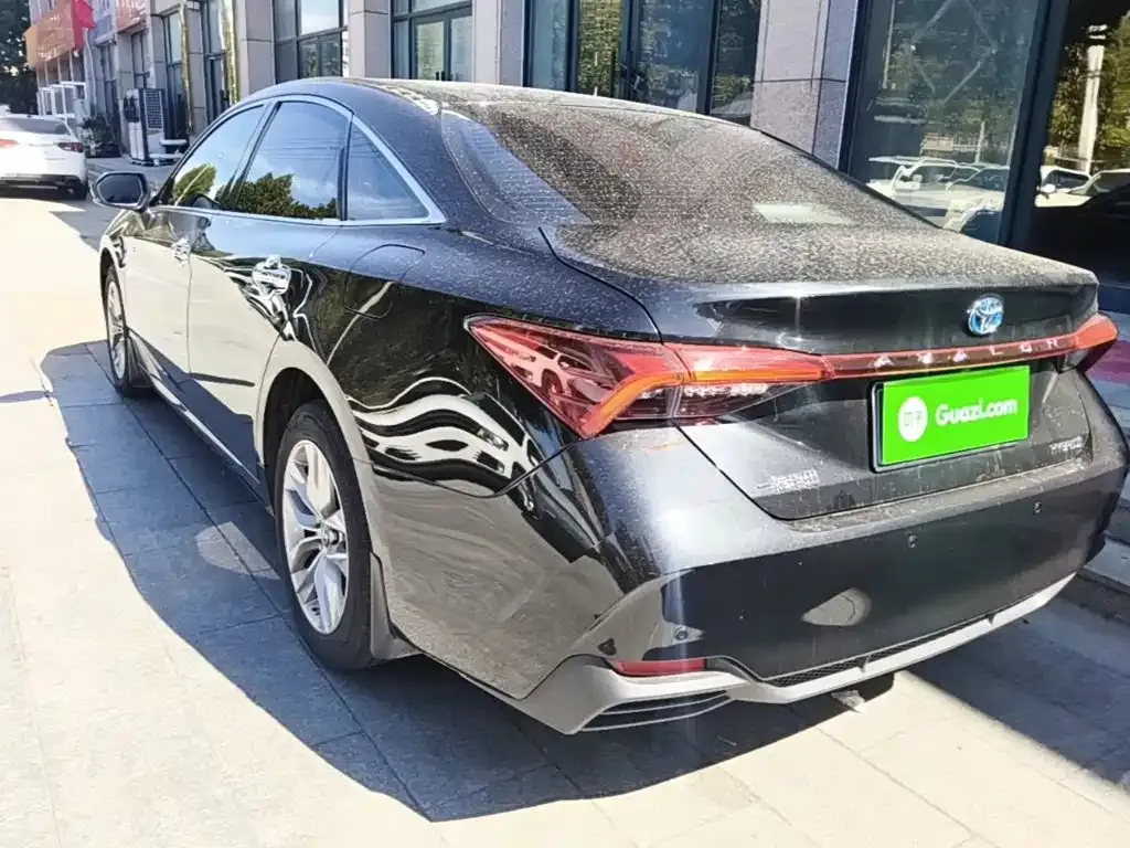 Toyota Avalon — фото 4