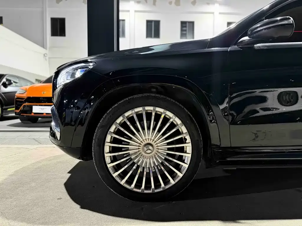 Mercedes-Benz GLS — фото 2
