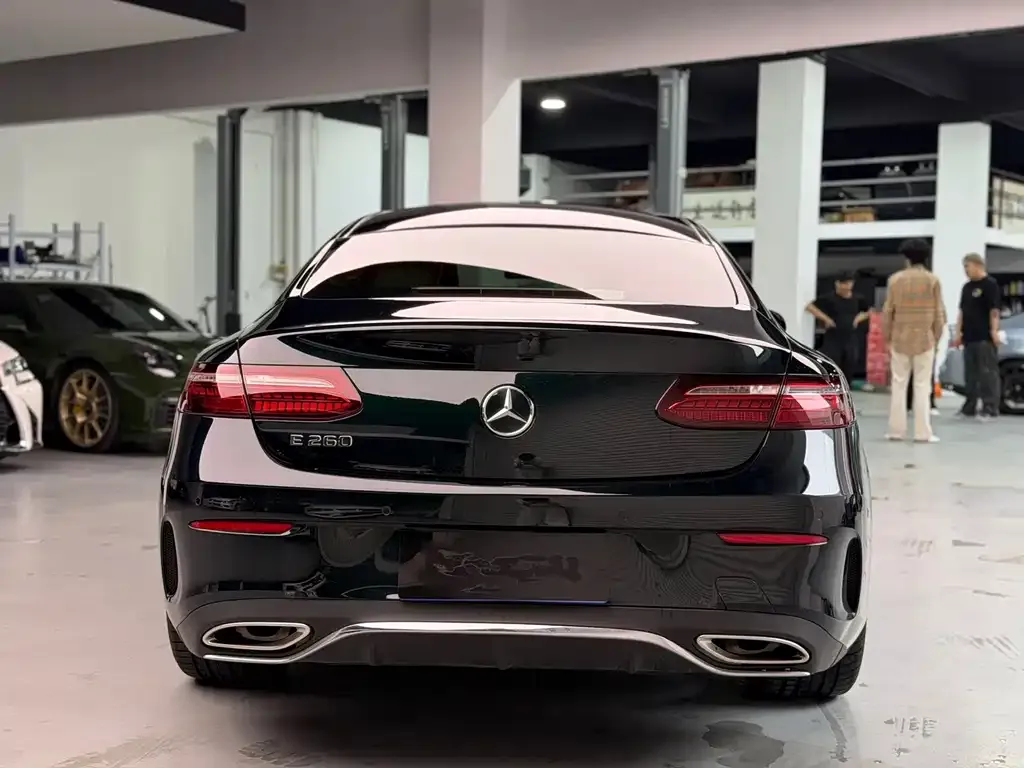 Mercedes-Benz E-Class (Import) — фото 9