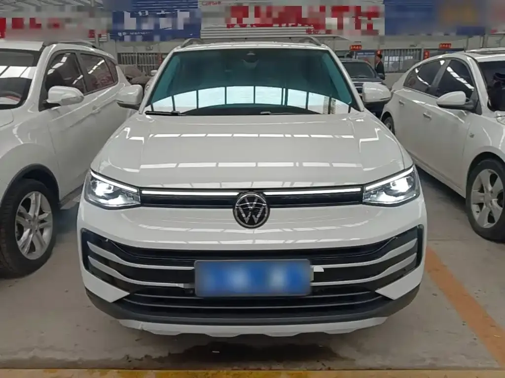 Volkswagen Tharu — фото 8