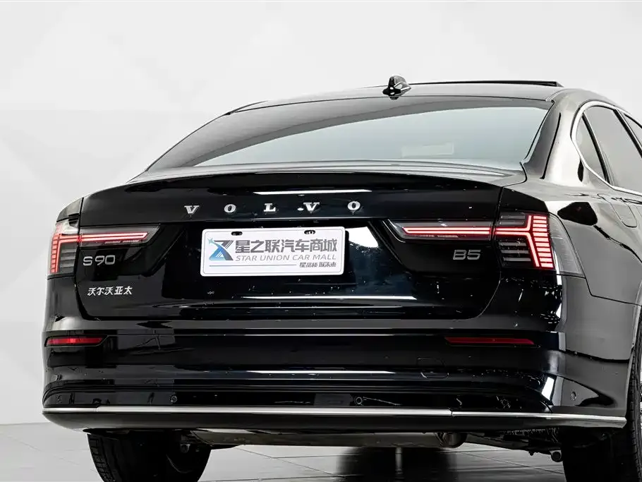 Volvo S90 — фото 8