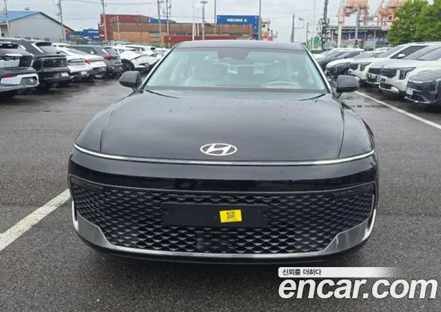 Hyundai Grandeur — фото 1