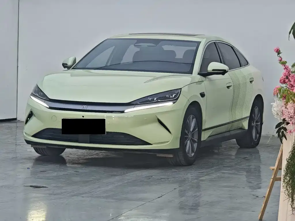 BYD Qin L — фото 1