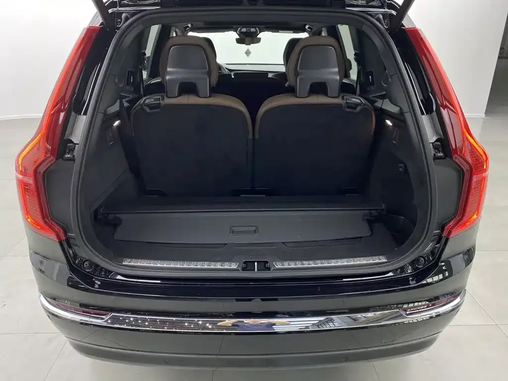 Volvo XC90 — фото 2