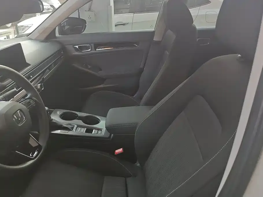Honda Civic — фото 5
