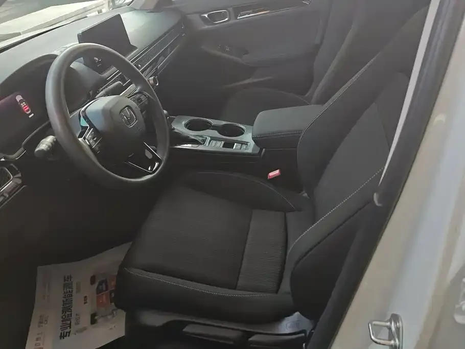 Honda Civic — фото 4