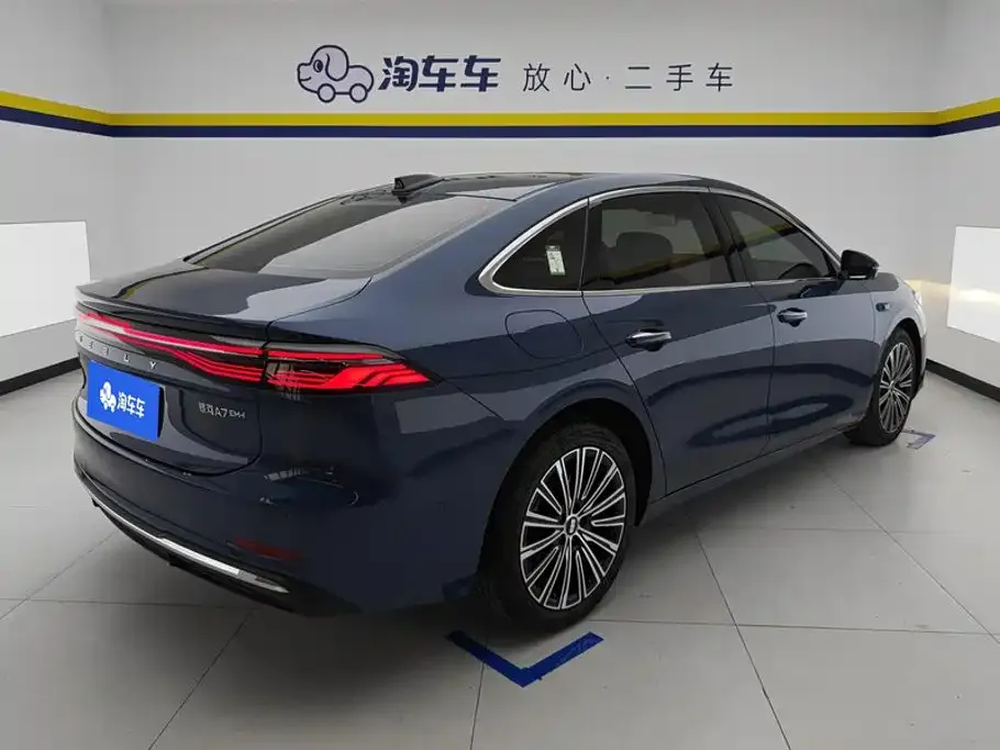 Geely Galaxy A7 EM — фото 2