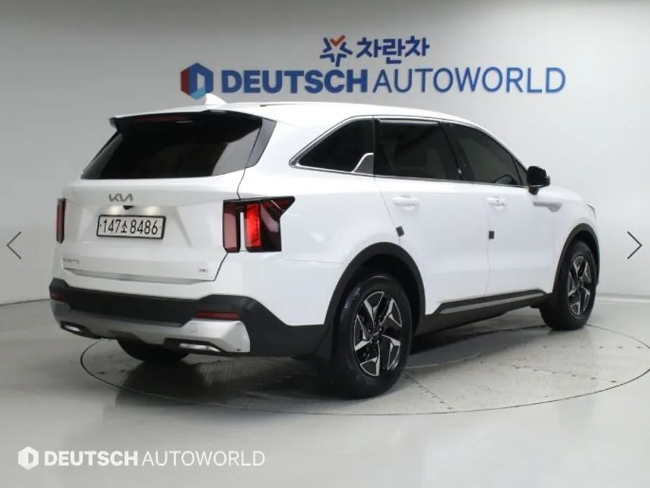 Kia Sorento — фото 8