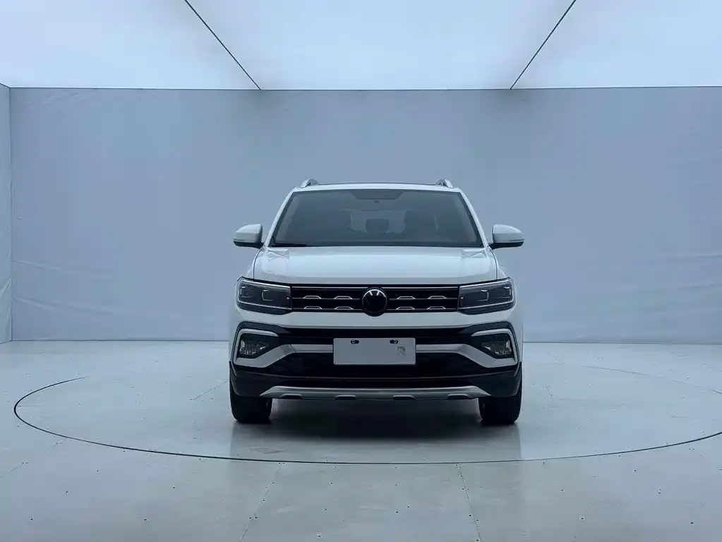 Volkswagen T-Cross — фото 10