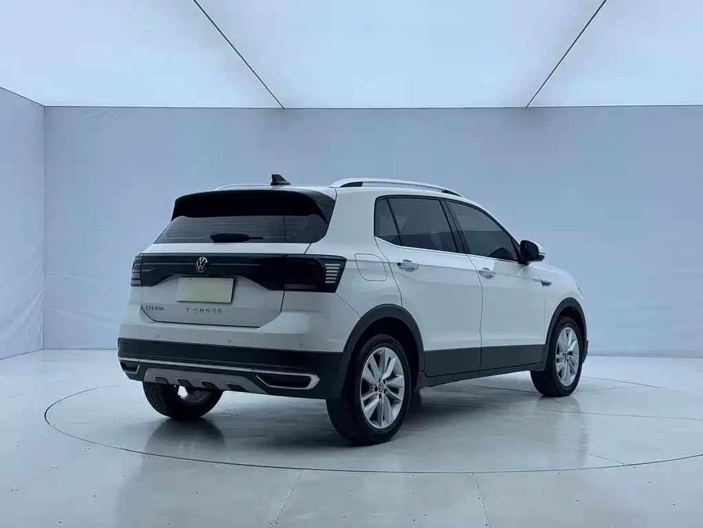 Volkswagen T-Cross — фото 7