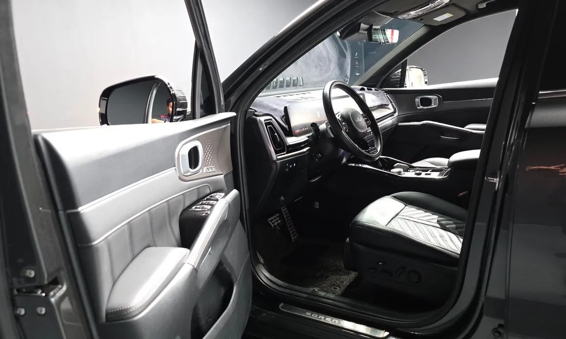 Kia Sorento — фото 10