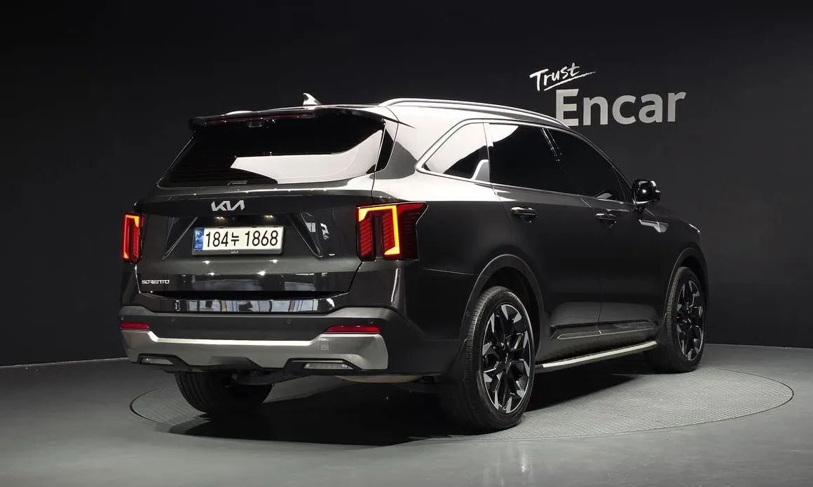 Kia Sorento — фото 3