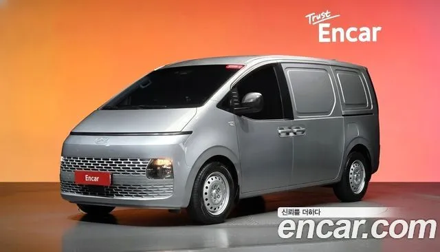 Hyundai Staria — фото 1