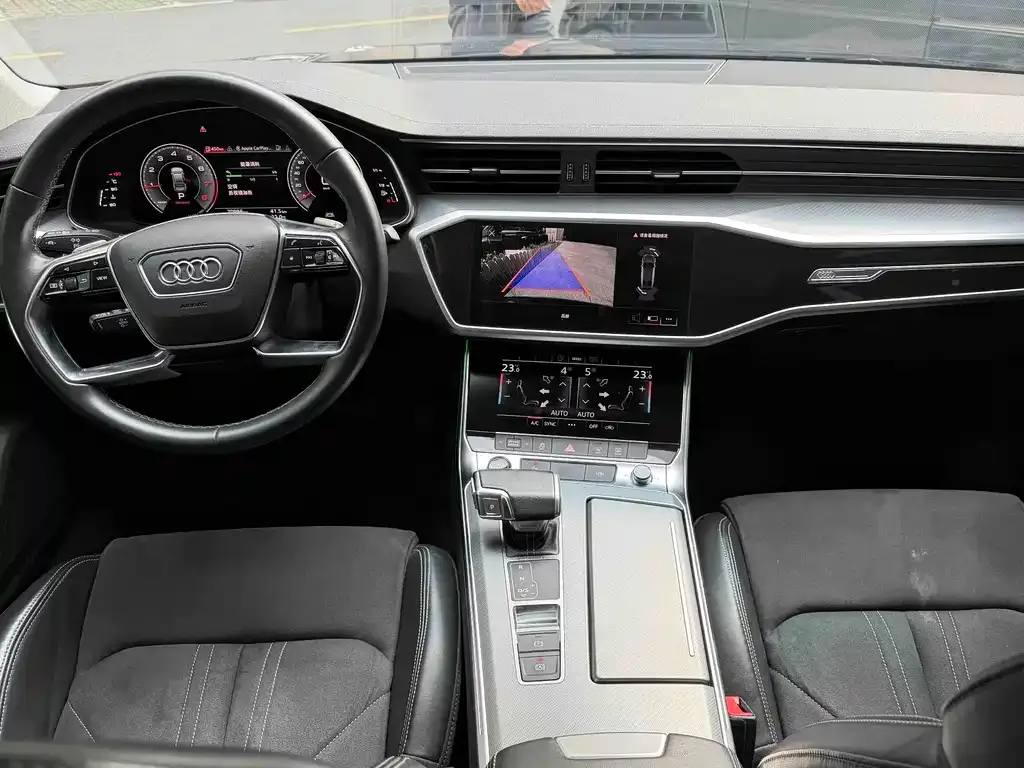 Audi A7L — фото 9